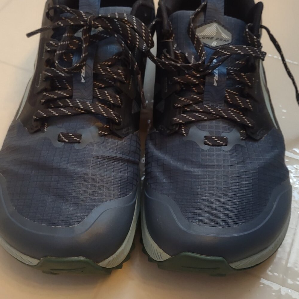 Altra lone Peak 8 Women size 10 - Picture 10 of 12